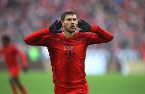 半岛体育-埃芬博格：拜仁踢国米还得坚持用格雷茨卡+基米希，中轴不能动