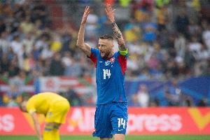 半岛体育登录-罗体：什克里尼亚尔可能回意甲，拉齐奥对他感兴趣&amp;高年薪是阻碍