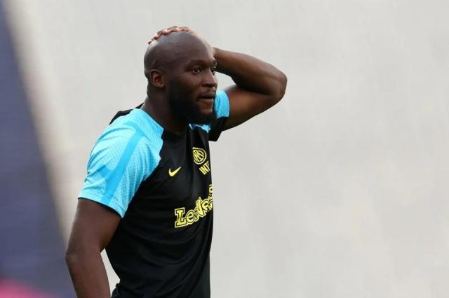 半岛体育登录-卢卡库拒绝国际米兰，真的吗？