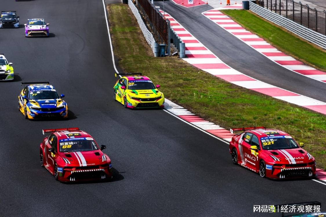 半岛体育-深耕汽车运动，宁波CTCC领克03+ TCR赛车斩获4冠1亚2季